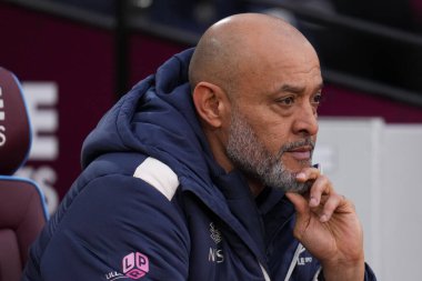 West Ham United Premier League maçında Nuno Espirito Santo teknik direktörü West Ham United Fulham 'a karşı Londra Stadyumu, Londra, İngiltere, 27 Aralık 2025