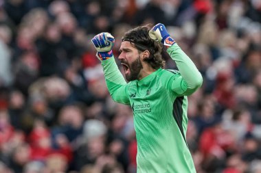 Liverpool 'dan Alisson Becker, 27 Aralık 2025' te İngiltere 'nin Liverpool kentinde oynanan Premier League karşılaşmasında Florian Wirtz' ün golünü kutluyor.