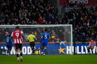 Brentford 'dan Kevin Schade Premier League maçında Brentford' a karşı Bournemouth maçında 27 Aralık 2025 'te Londra' daki Gtech Community Stadyumu 'nda 1-0 berabere kaldı.