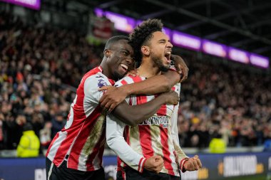 Brentford 'dan Kevin Schade, Premier League maçında Brentford Bournemouth' a karşı Gtech Community Stadyumu, Londra, Birleşik Krallık 'ta 27 Aralık 2025' te oynanan maçta 4-1 kazanma hedefini kutluyor.