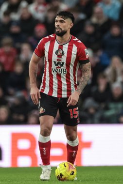 Sunderland 'dan Omar Alderete Premier Lig karşılaşmasında topla birlikte Sunderland - Leeds United Stadyumu, Sunderland, Birleşik Krallık, 28 Aralık 2025