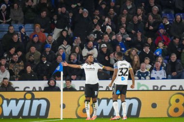 Derby County 'den Rhian Brewster, 29 Aralık 2025' te King Power Stadyumu 'nda oynanan Sky Bet Şampiyonası maçında 1-1' lik galibiyet golünü kutluyor.