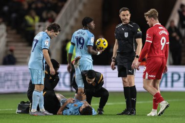 Hull City 'den Ryan Giles, Middlesbrough-Hull City maçında tedavi görüyor. Riverside Stadyumu, Middlesbrough, Birleşik Krallık, 29 Aralık 2025