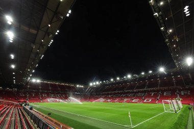 Old Trafford 'un Premier League maçı sırasında Manchester United ile Wolverhampton Wanderers' ın 30 Aralık 2025 'te Old Trafford, Manchester' da oynadığı maçın genel görünümü.