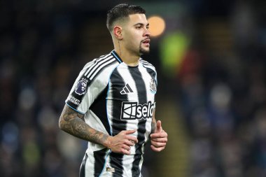 Newcastle United 'dan Bruno Guimaraes Premier League maçı sırasında Burnley, Newcastle United' a karşı Turf Moor, Burnley, İngiltere, 30 Aralık 2025