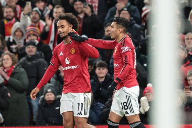 Manchester United takımından Joshua Zirkzee, 30 Aralık 2025 'te Old Trafford, Manchester, İngiltere' de oynanan Premier League maçında Manchester United ile Wolverhampton Wanderers maçında 1-0 kazanma golünü kutluyor.