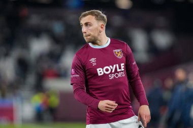 West Ham United takımından Jarrod Bowen, 30 Aralık 2025 'te Londra' daki Londra Stadyumu 'nda oynanan Premier League maçında West Ham United ve Hove Albion maçında ısındı.