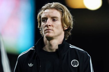 Newcastle United takımından Anthony Gordon, 30 Aralık 2025 'te Burnley - Newcastle United maçı öncesinde stadyuma geldi.