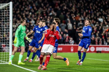 Nottingham Ormanı 'ndan Callum Hudson-Odoi 30 Aralık 2025' te İngiltere 'nin Nottingham kentinde oynanan Premier Lig maçı sırasında Nottingham Forest Everton' a karşı oynadığı golü geniş bir açıyla attı.