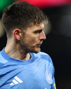 Newcastle United takımından Nick Pope 30 Aralık 2025 'te Burnley - Newcastle United maçında taraftarlarını alkışladı.