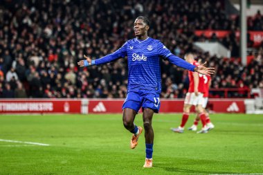 Everton 'dan Thierno Barry 30 Aralık 2025' te İngiltere 'nin Nottingham şehrinde oynanan Premier Lig maçında Nottingham Forest Everton' a karşı 0-2 'lik galibiyet golünü kutluyor.