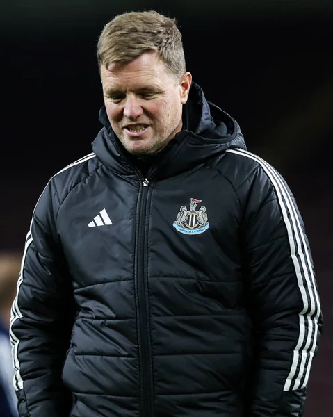 Newcastle United 'ın Eddie Howe teknik direktörü, 30 Aralık 2025 tarihinde Burnley - Newcastle United maçı öncesinde stadyuma geldi.