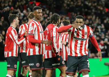 Sheffield United takımından Japhet Tanganga, 1 Ocak 2026 'da Bramall Lane, Sheffield, İngiltere' de oynanan Sky Bet Şampiyonası maçında 1-0 'lık galibiyet golünü kutluyor.