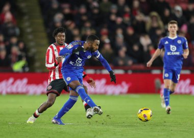Leicester City 'den Ricardo Pereira, 1 Ocak 2026' da İngiltere 'nin Bramall Lane kentinde oynanan Sheffield United ile Leicester City arasındaki Sky Bet Şampiyonası maçında pas attı.