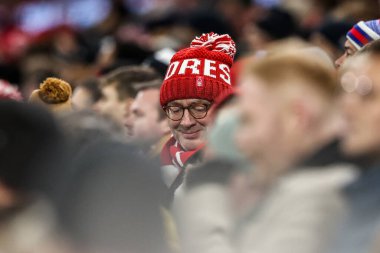 Nottingham Forest taraftarları Premier League maçı sırasında Nottingham Forest Everton 'a karşı City Ground, Nottingham, İngiltere, 30 Aralık 2025