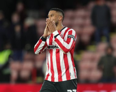 Tyrese Campbell of Sheffield United applauds the fans after the final whistle during the Sky Bet Championship match Sheffield United vs Leicester City at Bramall Lane, Sheffield, United Kingdom, 1st January 2026