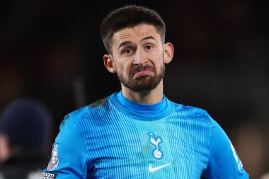 Guglielmo Vicario of Tottenham Hotspur as boos ring out in away end at full time during the Premier League match Brentford vs Tottenham Hotspur at The Gtech Community Stadium, London, United Kingdom, 1st January 2026