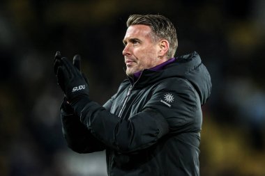Rob Edwards manager of Wolverhampton Wanderers applauds the fans after the game during the Premier League match Wolverhampton Wanderers vs West Ham United at Molineux, Wolverhampton, United Kingdom, 3rd January 2026