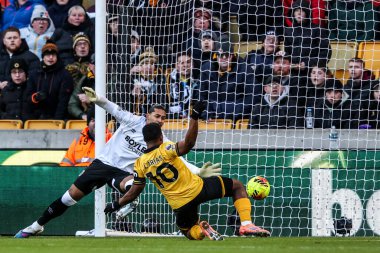 Jhon Arias of Wolverhampton Wanderers scores to make it 1-0 during the Premier League match Wolverhampton Wanderers vs West Ham United at Molineux, Wolverhampton, United Kingdom, 3rd January 2026