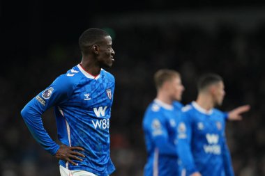 Premier Lig karşılaşmasında Sunderland 'dan Nordi Mukiele Tottenham Hotspur' a karşı Tottenham Hotspur Stadyumu, Londra, 4 Ocak 2026