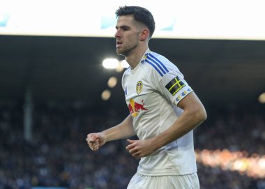 Leeds United takımından Anton Stach, Leeds United ile Manchester United maçında Elland Road, Leeds, İngiltere, 4 Ocak 2026 'da karşılaştı.