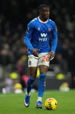 Sunderland 'dan Nordi Mukiele Premier Lig karşılaşmasında Tottenham Hotspur' a karşı Tottenham Hotspur Stadyumu, Londra, İngiltere, 4 Ocak 2026