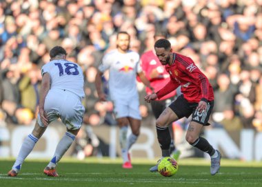 Matheus Cunha of Manchester United in action during the Premier League match Leeds United vs Manchester United at Elland Road, Leeds, United Kingdom, 4th January 2026