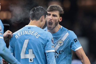 Tijjani Reijnders of Manchester City celebrates his goal to make it 1-0 with Ruben Dias of Manchester City during the Premier League match Manchester City vs Chelsea at Etihad Stadium, Manchester, United Kingdom, 4th January 2026