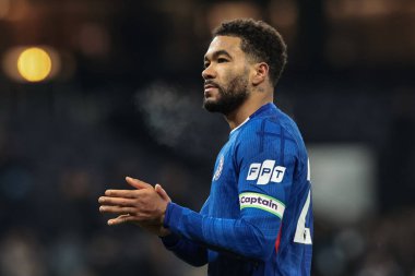Reece James of Chelsea applauds the fans after the final whistle during the Premier League match Manchester City vs Chelsea at Etihad Stadium, Manchester, United Kingdom, 4th January 2026
