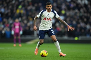 Tottenham Hotspur 'dan Cristian Romero Premier Lig maçında Tottenham Hotspur' a karşı Sunderland Tottenham Hotspur Stadyumu, Londra, İngiltere, 4 Ocak 2026