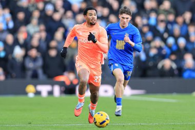 Coventry City 'den Milan van Ewijk, 4 Ocak 2026' da Birmingham City 'nin St. Andrew' s @ Knighthead Park, Birmingham 'da Coventry City' e karşı oynadığı Gökyüzü İddia Şampiyonası maçında topla birlikte.