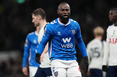 Lutsharel Geertruida Premier Lig karşılaşmasında Tottenham Hotspur ile Sunderland arasında Tottenham Hotspur, Londra, İngiltere 'de 4 Ocak 2026' da oynanan