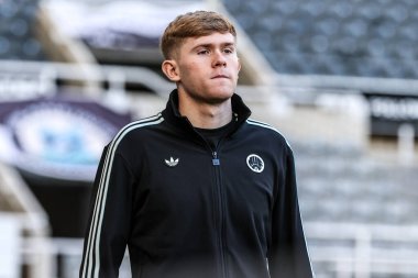 Lewis Hall of Newcastle United, İngiltere 'nin Newcastle kentindeki St. James' s Park 'ta oynanan Premier League maçı sırasında geldi.