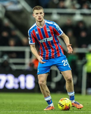 Kristal Saray 'dan Adam Wharton Premier Lig maçı sırasında Newcastle United, Crystal Palace' a karşı St. James 's Park, Newcastle, 4 Ocak 2026