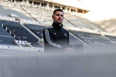 Newcastle United takımından Bruno Guimaraes, 4 Ocak 2026 'da İngiltere' nin Newcastle kentindeki St. James 's Park' ta oynanan Premier League maçı sırasında sahaya çıktı.