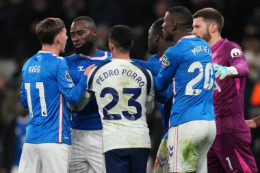 Tottenham ve Sunderland oyuncuları Premier Lig maçında Tottenham Hotspur ile Sunderland arasında Tottenham Hotspur Stadyumu, Londra, İngiltere, 4 Ocak 2026