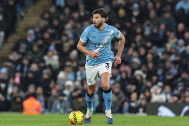 Manchester City 'den Ruben Dias Premier Lig maçında topla Manchester City, Etihad Stadyumu' nda Chelsea 'ye karşı, 4 Ocak 2026