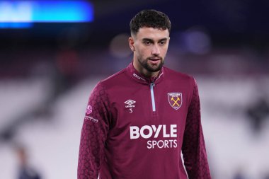West Ham United Premier League karşılaşması öncesinde Maximilian Kilman, 6 Ocak 2026 'da Londra Stadyumu' nda West Ham United Nottingham Forest 'a karşı.