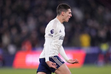 Nottingham Ormanı 'ndan Nicols Domnguez, Premier League maçında 6 Ocak 2026' da Londra Stadyumu 'nda oynanan West Ham United-Nottingham Forest maçında ilk golü attı.