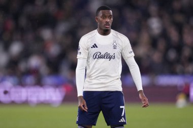 Nottingham Ormanı 'ndan Callum Hudson-Odoi Premier League maçı sırasında 6 Ocak 2026' da Londra Stadyumu 'nda West Ham United Nottingham Ormanı' na karşı.