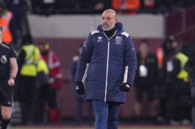 West Ham United Premier Lig karşılaşmasında Nuno Espirito Santo teknik direktörü West Ham United Nottingham Ormanı 'na karşı Londra Stadyumu, Londra, 6 Ocak 2026