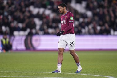 Premier Lig karşılaşmasında West Ham United, Londra Stadyumu 'nda Nottingham Forest' a karşı, 6 Ocak 2026 'da oynanan Premier League karşılaşmasında West Ham United' tan Jean-Clair Todibo.