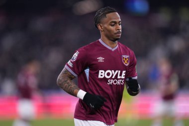 West Ham United Premier Lig maçında Crysencio Summerville, 6 Ocak 2026 'da Londra Stadyumu' nda West Ham United Nottingham Forest 'a karşı.