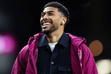 Burnley 'den Josh Laurent, 7 Ocak 2026' da Burnley-Manchester United maçı öncesinde stadyuma geldi.