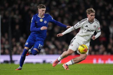 Chelsea 'den Cole Palmer ve Fulham' dan Emile Smith Rowe Premier League maçında Fulham Chelsea 'ye karşı Craven Cottage, Londra, İngiltere, 7 Ocak 2026