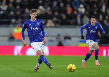 Everton 'dan Harrison Armstrong Premier Lig maçında topu geçti Everton, Wolverhampton Wanderers' a karşı Hill Dickinson Stadyumu, Liverpool, 7 Ocak 2026
