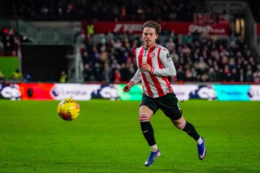 Brentford 'dan Mathias Jensen, Premier League maçında Brentford ile Sunderland arasında 7 Ocak 2026' da Londra 'daki Gtech Community Stadyumu' nda bir koşu yaptı.