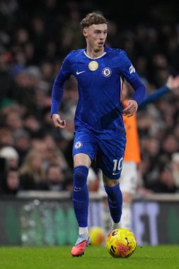 Chelsea 'den Cole Palmer Premier Lig maçında topa vuruyor Fulham Chelsea' ye karşı Craven Cottage, Londra, İngiltere, 7 Ocak 2026