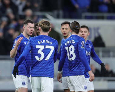 Everton 'dan Michael Keane, İngiltere' nin Liverpool şehrinde 7 Ocak 2026 'da oynanan Premier League maçında Everton, Wolverhampton Wanderers' a karşı 1-0 'lık galibiyet golünü kutluyor.