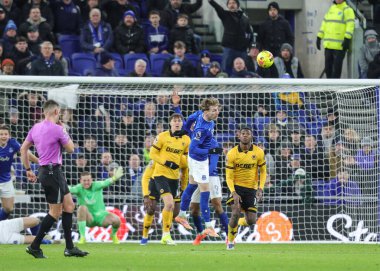 Everton 'dan James Garner Premier Lig maçında topu sahaya çıkarıyor. Everton, Wolverhampton Wanderers' a karşı Hill Dickinson Stadyumu, Liverpool, İngiltere, 7 Ocak 2026